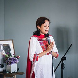 Nitya Mohan Chanting